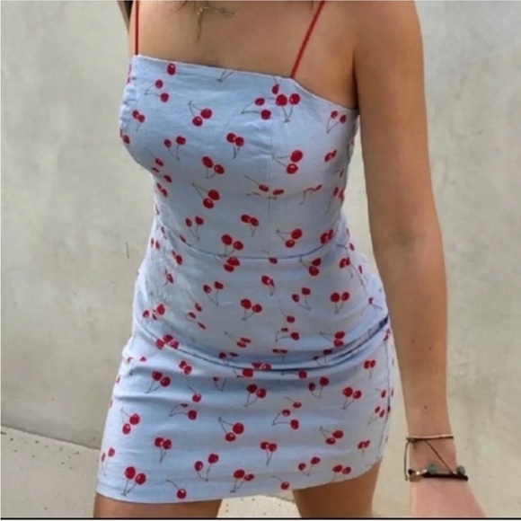 Urban Outfitters Dresses & Skirts - Urban Outfitters Linen Cherry Print Mini Dress. Size 0